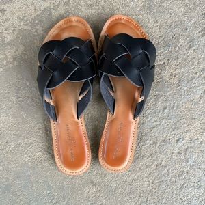 Rock & Candy black slide sandals women’s size 7.5